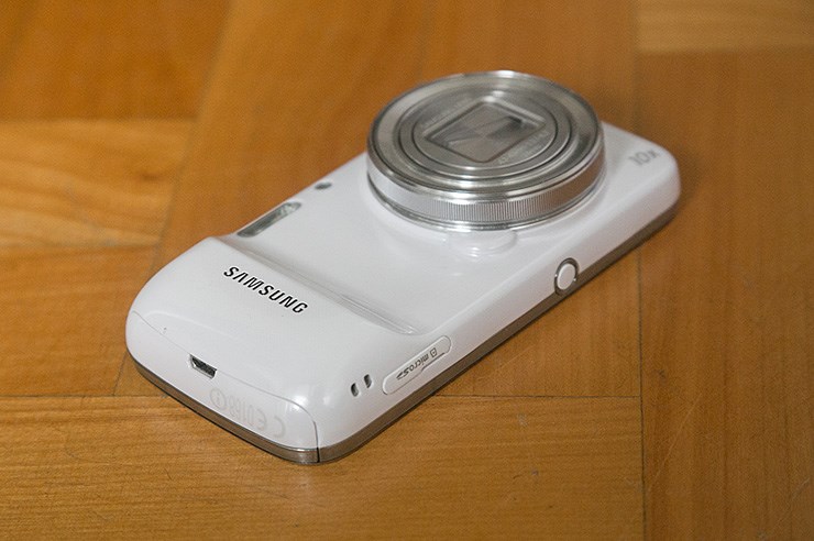 Samsung Gaxy Zoom (8).jpg